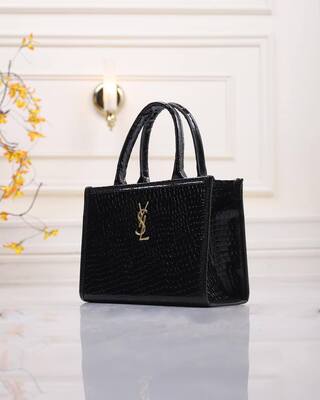Saint Laurent bag